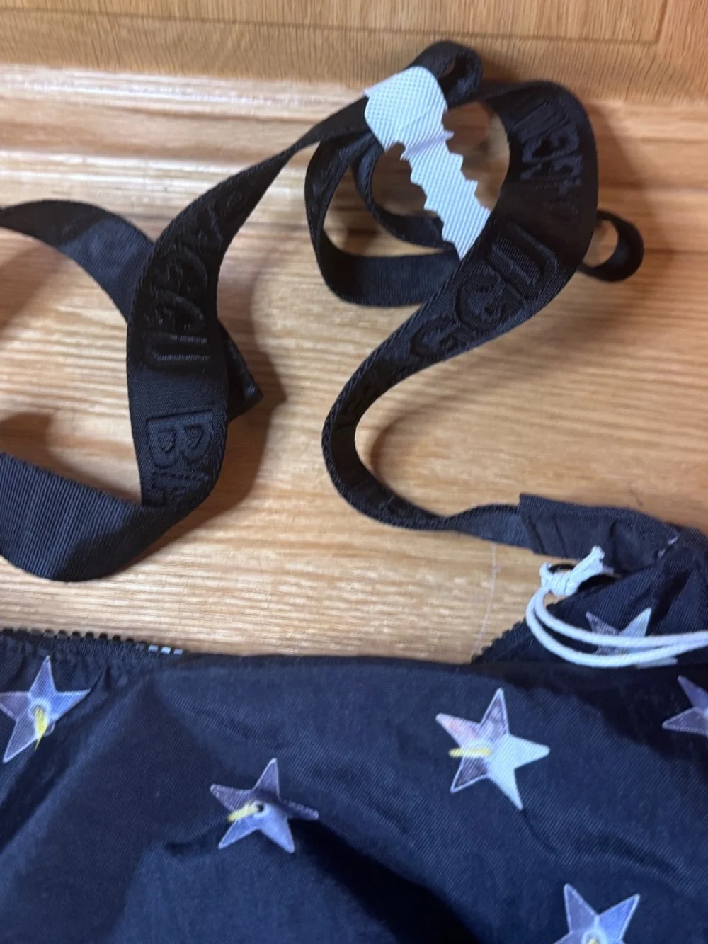 Baggu Small Nylon Crescent Bag Stars Crossbody Zipper Shut 11 X 6 X 3.5 - Picture 5 of 8